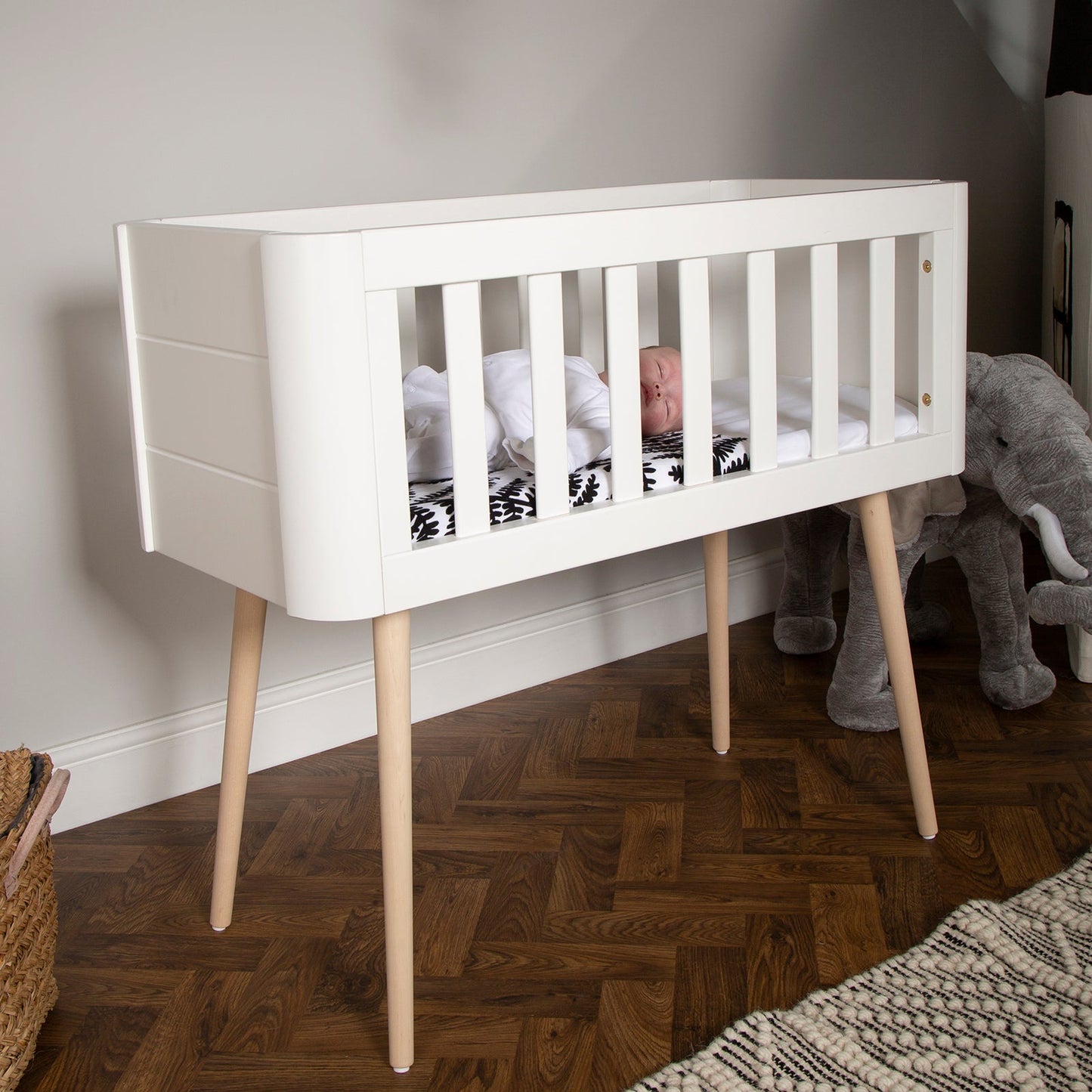 Troll Retro Crib - White/Natural