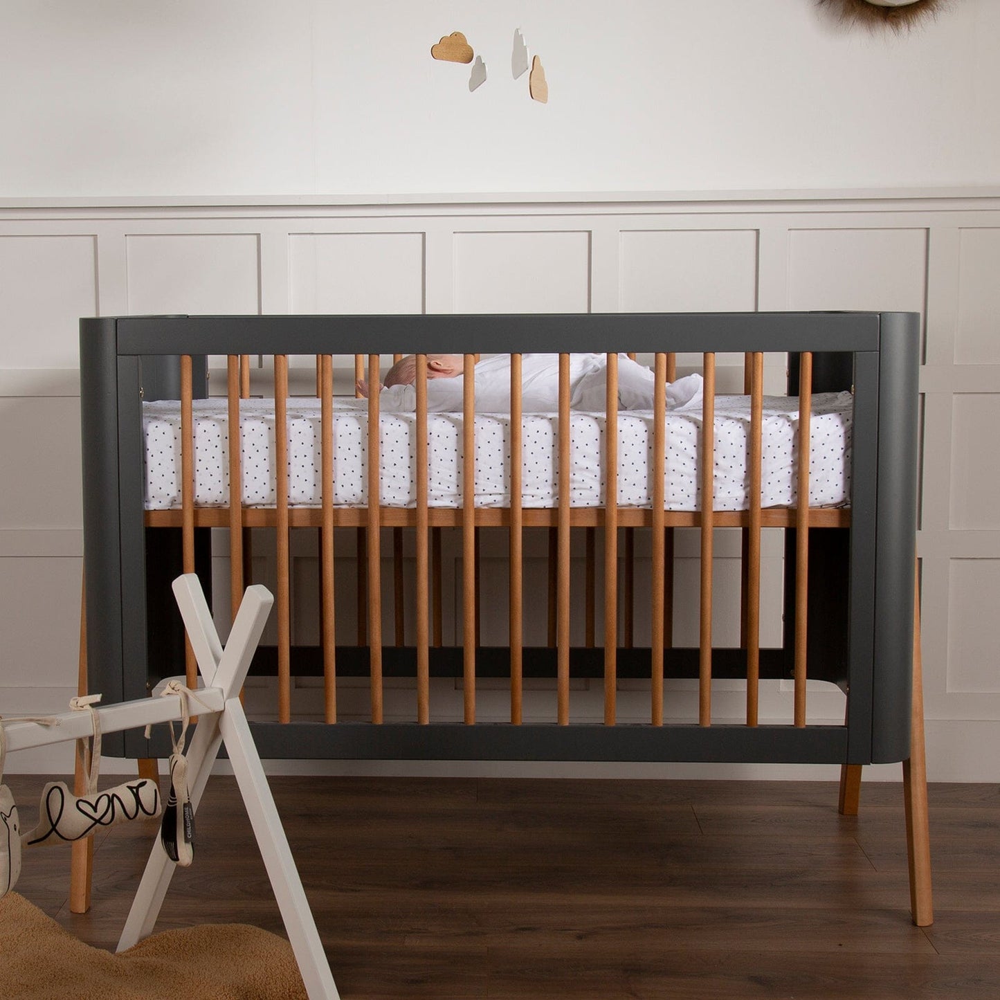 Troll Torsten Cot with Conversion Rail for Cot Bed - Grey/Teak